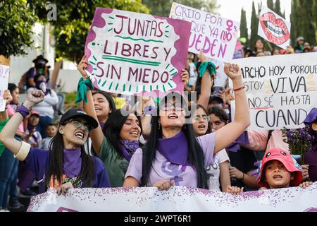 Nicht exklusiv: 8. März 2024, Tlaxcala, Mexiko: Eine Frau nimmt an einer Demonstration Teil, um gegen Gewalt-basiertes Geschlecht während der Internation zu protestieren Stockfoto