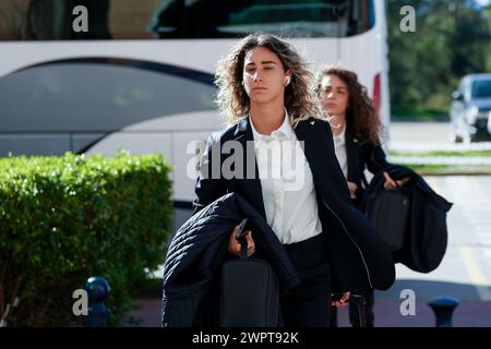 Algeciras, Spanien. Februar 2024. Algeciras, Spanien, 27. Februar 2024: Spieler Italiens bei Ankunft vor dem Freundschaftsspiel der Frauen zwischen England und Italien im Estadio Nuevo Mirador in Algeciras, Spanien. (Daniela Porcelli/SPP) Credit: SPP Sport Press Photo. /Alamy Live News Stockfoto