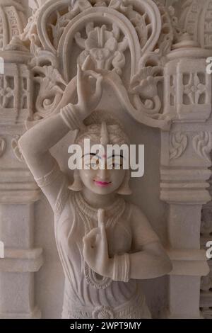 Marmor gebaut Dharamshala Manilaxmi Tirth Jain Tempel, Gujarat, Indien Stockfoto