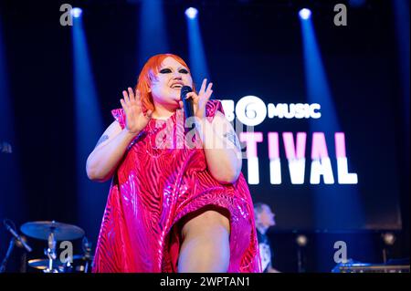 Manchester, Großbritannien. März 2024. Beth Ditto tritt am 2. Abend des BBC 6 Music Festivals 2024 im Manchester Victoria Warehouse auf. Stockfoto