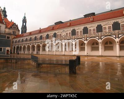 Blick auf den Stallhof im Sächsischen Königsschloss Dresden. Stockfoto