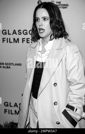 Glasgow, Schottland, Großbritannien. März 2024. Schauspielerin Emily Hampshire auf dem roten Teppich bei einem Fotobesuch zur Weltpremiere von Mom im Glasgow Stockfoto