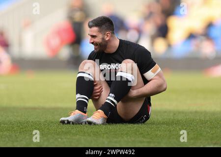 London, Großbritannien. März 2024. Will Lovell aus London Broncos wärmt sich während des Super League-Spiels zwischen London Broncos und Wigan Warriors am 9. März 2024 in der Plough Lane in London auf. Foto von Ken Sparks. Nur redaktionelle Verwendung, Lizenz für kommerzielle Nutzung erforderlich. Keine Verwendung bei Wetten, Spielen oder Publikationen eines einzelnen Clubs/einer Liga/eines Spielers. Quelle: UK Sports Pics Ltd/Alamy Live News Stockfoto