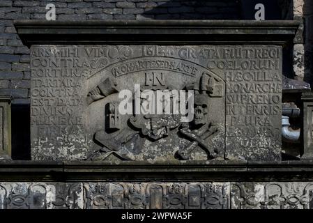 Detail aus dem 17. Jahrhundert Denkmal in Greyfriars Kirkyard an John Nasmyth of Posso (1556-1613). Stockfoto