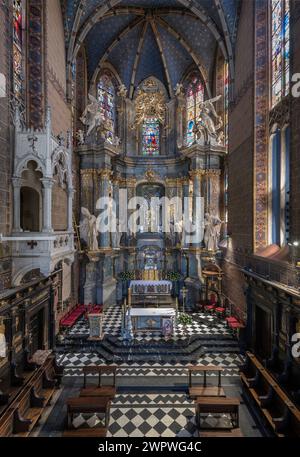 Der große Altar, die lateinische Kathedrale, die Basilika der Himmelfahrt, Lemberg, Ukraine Stockfoto