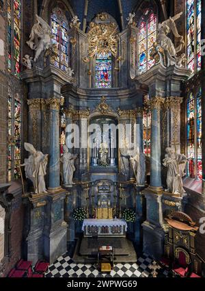 Der große Altar, die lateinische Kathedrale, die Basilika der Himmelfahrt, Lemberg, Ukraine Stockfoto