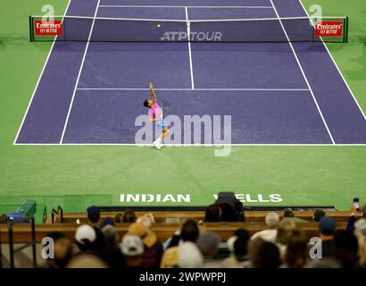 Am 8. März 2024 spielt Carlos Alcaraz aus Spanien gegen Matteo Arnaldi aus Italien während der BNP Paribas Open in Indian Wells, CA. Charles Baus/CSM Stockfoto