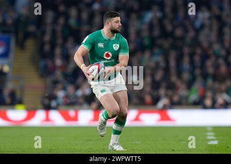 Robbie Henshaw aus Irland während des Guinness 6 Nations Matches England gegen Irland 2024 im Twickenham Stadium, Twickenham, Vereinigtes Königreich, 9. März 2024 (Foto: Steve Flynn/News Images) Stockfoto