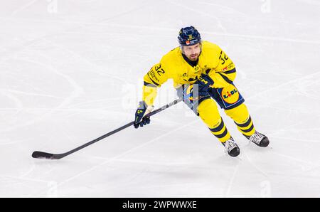 Schweden - Schweiz, Swiss Life Arena, Swiss Ice Hockey Games 2023: #32 Lukas Bengtsson, Verteidiger Schwedische Eishockey Herren Nationalmannschaft. ( Stockfoto