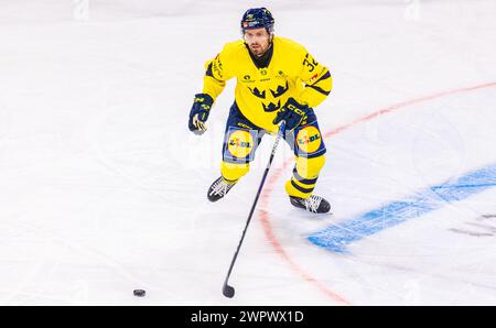 Schweden - Schweiz, Swiss Life Arena, Swiss Ice Hockey Games 2023: #32 Lukas Bengtsson, Verteidiger Schwedische Eishockey Herren Nationalmannschaft. ( Stockfoto