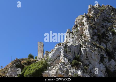 Blick auf das normannische Schloss von Caltabellotta, Sizilien, Italien Stockfoto