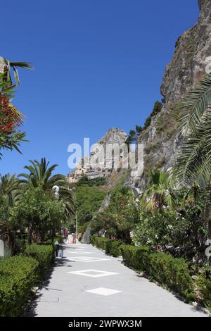 Denkmal der Gefallenen, Caltabellotta, Sizilien Stockfoto