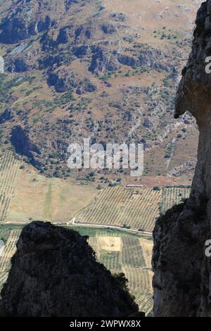 Atemberaubende Aussicht von den Höhen von Caltabellotta, Sizilien, Italien Stockfoto