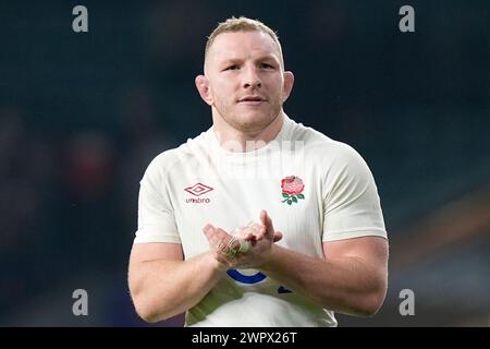 Twickenham, Großbritannien. März 2024. Sam Underhill aus England grüßt die Fans nach dem Guinness 6 Nations Match England gegen Irland 2024 im Twickenham Stadium, Twickenham, Vereinigtes Königreich, 9. März 2024 (Foto: Steve Flynn/News Images) in Twickenham, Vereinigtes Königreich am 9. März 2024. (Foto: Steve Flynn/News Images/SIPA USA) Credit: SIPA USA/Alamy Live News Stockfoto