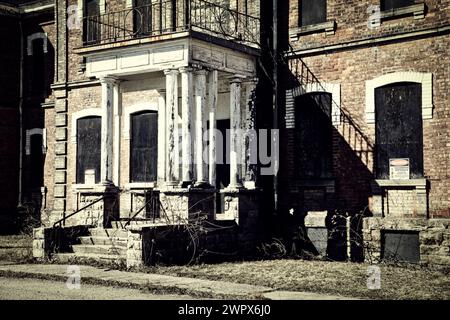 Century Manor Hamilton Insane Asylum wurde 1884 in einem viktorianischen gotischen Gebäude erbaut. Hamilton Ontario Kanada Stockfoto