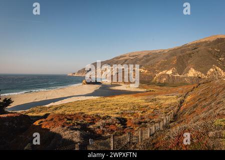 Die zerklüftete Küstenlinie des Garrapata State Park in Kalifornien Stockfoto