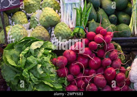 Foto von Gemüse auf dem Markt Stockfoto