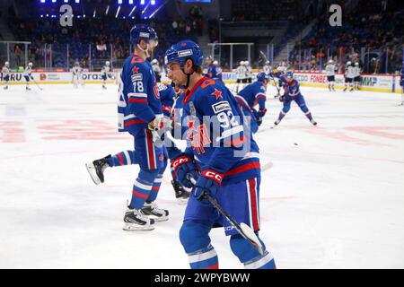 Sankt Petersburg, Russland. März 2024. SKA Hockey Club Spieler Andrej Chivilyov (92) in Aktion während des Spiels der Kontinentalen Hockey League, Gagarin Cup, Spiel 5, Finalsaison 1/8 KHL 2023 - 2024 zwischen SKA Sankt Petersburg und Torpedo Nischni Nowgorod in der SKA Arena. (Endpunktzahl; SKA St. Petersburg 3:0 Torpedo Nischni Nowgorod) (Foto: Maksim Konstantinov/SOPA Images/SIPA USA) Credit: SIPA USA/Alamy Live News Stockfoto