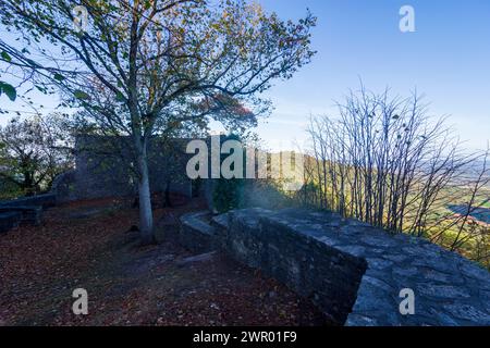 Lenningen: Schloss Diepoldsburg (Ruine Rauber) in der Schwäbischen Alb, Baden-Württemberg Stockfoto