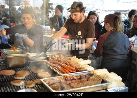 Mercatini Tirolesi di Natale nella città di Arezzo/Tiroler Weihnachtsmärkte in der Stadt Arezzo Stockfoto