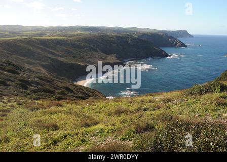 Die Nurra-Küste zwischen Rena Maiore und Monte Rugginosu Stockfoto