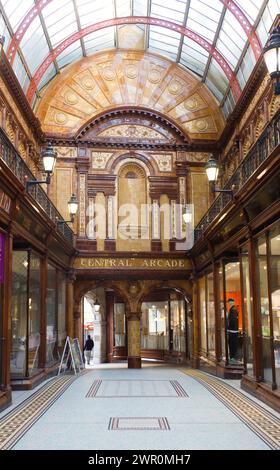 Gekachelte zentrale Arkade in Grainger Town, Newcastle Stockfoto