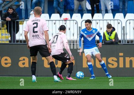 Alexander Jallow von Brescia Calcio FC während des italienischen Fußballspiels der Serie B zwischen Brescia Calcio und Palermo FC in der Mario Rigamonti St Stockfoto