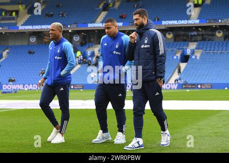 Danilo, Murillo und Felipe aus Nottingham Forest während des Premier League-Spiels zwischen Brighton und Hove Albion und Nottingham Forest im American Express Community Stadium, Brighton und Hove am Sonntag, den 10. März 2024. (Foto: Jon Hobley | MI News) Credit: MI News & Sport /Alamy Live News Stockfoto