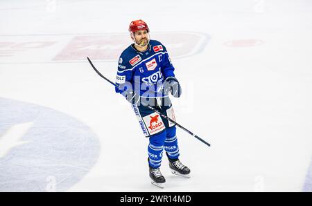 #6 Daryl Boyle, Verteidiger und Captain Schwenninger Wild Wings. (Villingen-Schwenningen, Deutschland, 29.10.2023) Stockfoto