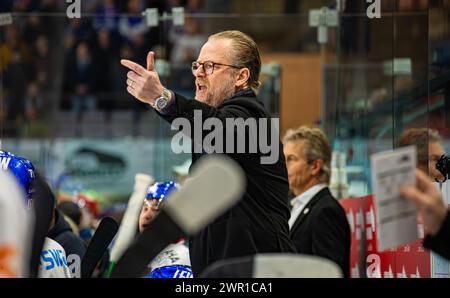 Schwenninger Wild Wings - Augsburger Panther, Helios Arena, Penny DEL, Hauptrunde: Christian Kreutzer, Cheftrainer Augsburger Panther. (Villingen-Schw Stockfoto