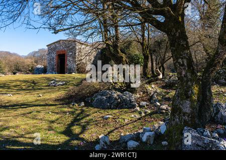 Malerische Aussicht auf Monte Gennaro, in der Nähe des Dorfes San Polo dei Cavalieri, in der Provinz Rom, Latium, Italien. Stockfoto