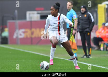 Roma, Latium. März 2024. Chante Dompig aus Mailand während der Serie A Frauen-Meisterschaft 2023-2024 zwischen Roma Frauen und Mailand Frauen im Tre Fontane Stadion in Rom, Italien, 10. März 2024. Quelle: massimo insabato/Alamy Live News Stockfoto