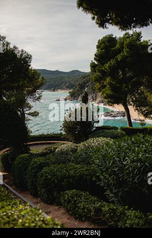 Blick von Jardines de Santa Clotilde in Richtung Platja de sa Boadella Stockfoto