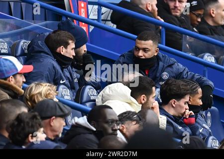 Paris, Frankreich. März 2024. © Julien Mattia/Le Pictorium/MAXPPP - Paris 10/03/2024 Julien Mattia/Le Pictorium - 10/03/2024 - France/Ile-de-France/Paris - Kylian Mbappe lors de la 25eme Journee de ligue 1 Ubereats, entre le PSG et Reims au Parc des Princes, le 10. März 2024 - Valeurs ACtuelles OUT, JDD OUT, No JDD, RUSSIA OUT, NO RUSSIA #norussia/10/03/2024 - France/Ile-de-France (Region)/Paris - Kylian Mbappe während der 25. Journee de ligue 1 Ubereats, zwischen PSG und Reims im Parc des Princes, 10. März 2024 Credit: MAXPPP/Alamy Live News Stockfoto