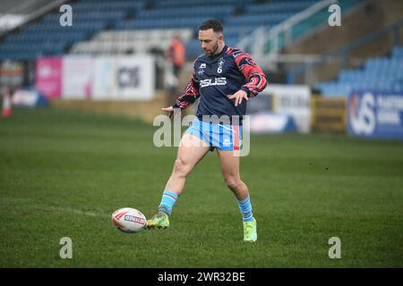 Featherstone, Großbritannien. März 2024. Wakefield Trinity's Luke Gale. Rugby League Betfred Challenge Cup, Featherstone Rovers vs Wakefield Trinity im Millennium Stadium, Featherstone, UK Credit: Dean Williams/Alamy Live News Stockfoto
