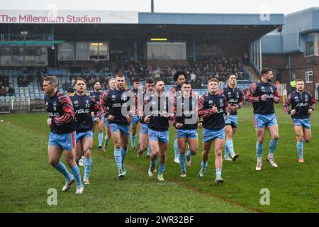 Featherstone, Großbritannien. März 2024. Wakefield Trinity warm-up. Rugby League Betfred Challenge Cup, Featherstone Rovers vs Wakefield Trinity im Millennium Stadium, Featherstone, UK Credit: Dean Williams/Alamy Live News Stockfoto
