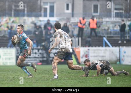 Featherstone, Großbritannien. März 2024. Oliver Pratt von Wakefield Trinity. Rugby League Betfred Challenge Cup, Featherstone Rovers vs Wakefield Trinity im Millennium Stadium, Featherstone, UK Credit: Dean Williams/Alamy Live News Stockfoto