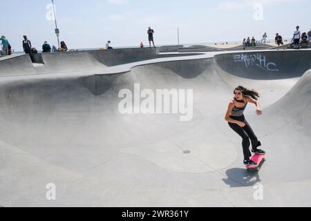 Venice Beach, Kalifornien, Skatepark, Skateboard Park, Kalifornien, USA. Stockfoto