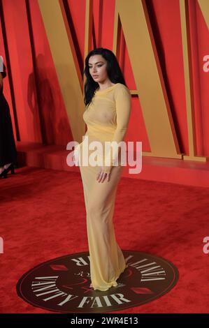 Los Angeles, USA. März 2024. LOS ANGELES, USA. 10. März 2024: Charli XCX auf der 30. Vanity Fair Oscar Party. Bildnachweis: Paul Smith/Alamy Live News Stockfoto