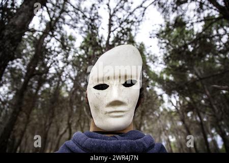 Detail des schrecklichen Kostüms in der Halloween-Nacht, gruselige Angst Stockfoto