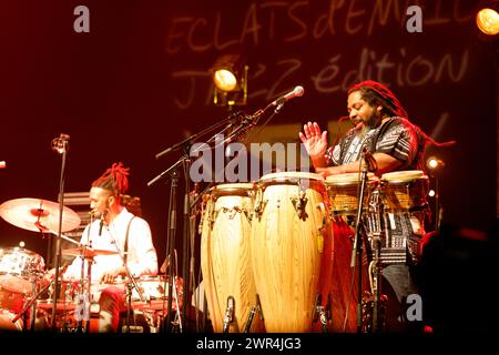 El Comité Jazz-Gruppe aus Kuba im Konzert während des Festivals Eclats d’Email Jazz Edition in Limoges. Carlos Sarduy (Trompete) Irving Acao (Saxophon) Stockfoto