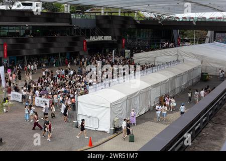 9. März 2024, Merchandise-Veranstaltungsort für Fans, um ihre Lieblingsartikel beim Taylor Swift the Eras Tour Konzert in Singapur zu kaufen. Stockfoto