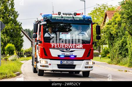 Die Feuerwehr Dogern war mit ihrem mittleren Löschfahrzeug, Rufname Florian Doger 1/40 bei 125 Jahr Jubiläum der Abteilung Hänner der FFW Murg. (Hänne Stockfoto