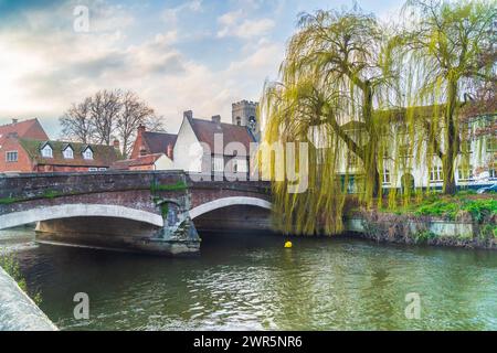FYE Bridge über den Fluss Wensum in Norwich, Norfolk, Großbritannien Stockfoto