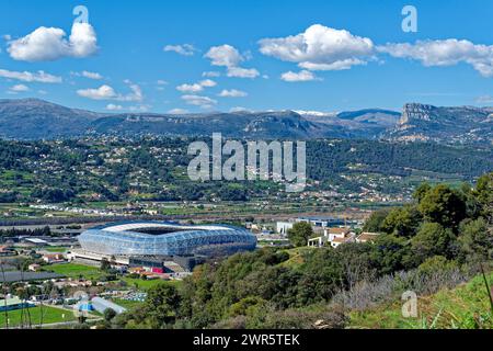 Multifunktionsarena Allianz Rivera in Nizza im Departement Var (Südostfrankreich). Nizza ist Austragungsort der Olympischen Fußballwettbewerbe 2024 Stockfoto