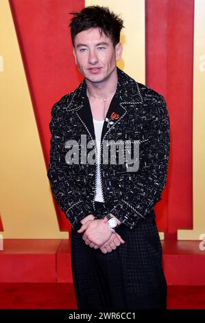 Ezra Miller bei der Vanity Fair Oscar Party 2024 anlässlich der 96. Oscar-Verleihung im Wallis Annenberg Center for the Performing Arts. Beverly Hills, 10.03.2024 Stockfoto