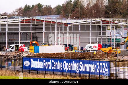 Dundee, Tayside, Schottland, Großbritannien. März 2024. Dundee begrüßt das neue Ford Centre wird seine Türen im Sommer 2024 öffnen. Ein Familienunternehmen wird auf einem 10 Hektar großen Grundstück an der Baird Avenue, Kingsway West Dundee, gebaut. Als neuer Ford Main Dealer in Dundee werden sie über eine vollständige Palette neuer Ford-Fahrzeuge verfügen, darunter den All Electric Ford Mustang Mach-E sowie über 100 Gebrauchtwagen und Nutzfahrzeuge. Quelle: Dundee Photographics/Alamy Live News Stockfoto