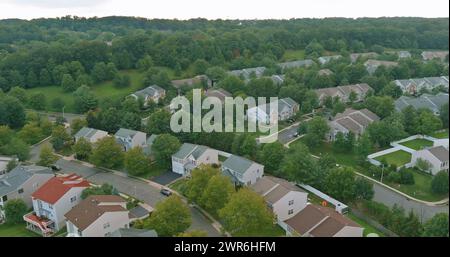 Die kleine amerikanische Stadt liegt zwischen den Waldplantagen im Bundesstaat New Jersey während der Sommermonate Stockfoto