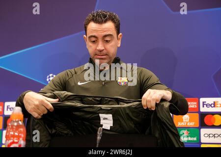 Xavi Hernandez während einer Pressekonferenz am Vorabend des Achtelfinale der UEFA Champions League gegen den SSC Napoli am 11. März 2023 auf dem Joan Gamper Trainingsplatz in Sant Joan Despi, nahe Barcelona Stockfoto