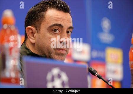 Xavi Hernandez während einer Pressekonferenz am Vorabend des Achtelfinale der UEFA Champions League gegen den SSC Napoli am 11. März 2023 auf dem Joan Gamper Trainingsplatz in Sant Joan Despi, nahe Barcelona Stockfoto